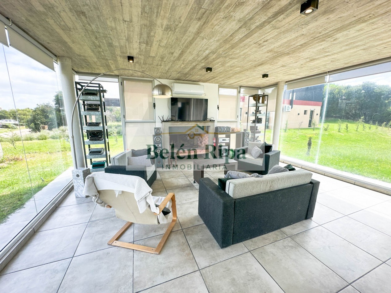 CASA VENTA COSTA ESMERALDA 3 DORMITORIOS RESIDENCIAL I