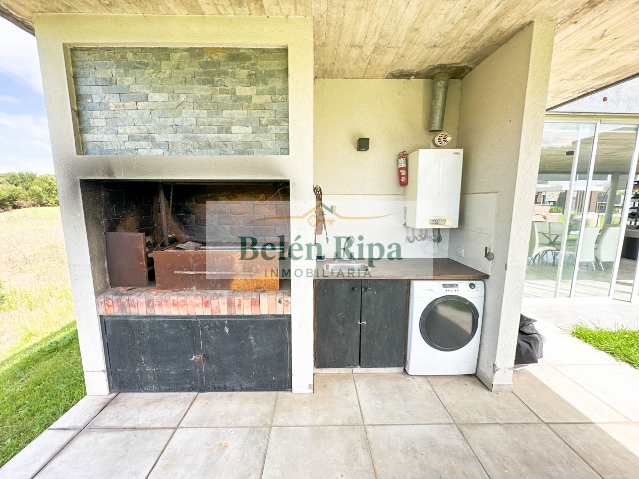 CASA VENTA COSTA ESMERALDA 3 DORMITORIOS RESIDENCIAL I