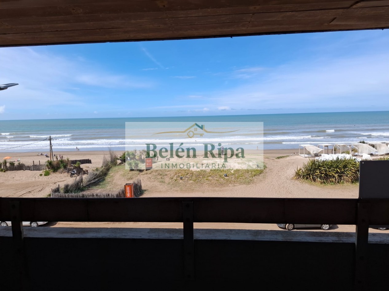 Departamento venta en Pinamar 5 ambientes  frente al mar