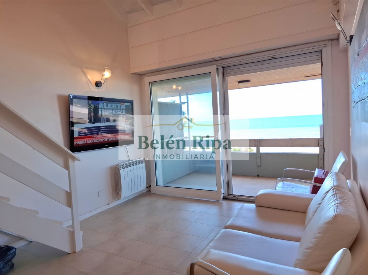 Departamento venta en Pinamar 5 ambientes  frente al mar