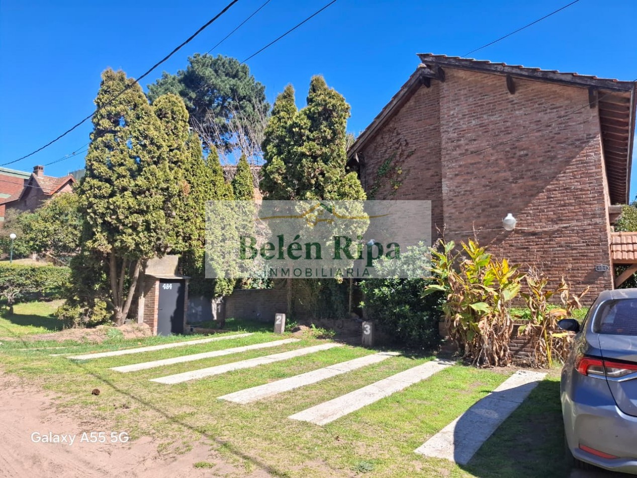 VENTA DEPARTAMENTO DUPLEX 3 AMBIENTES EN PINAMAR CON PATIO 