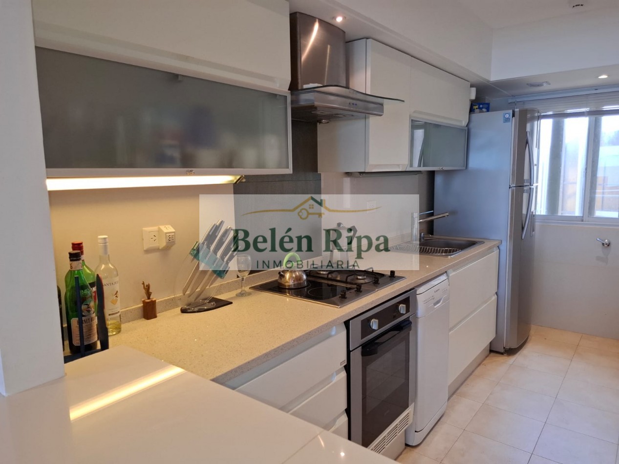 Departamento venta en Pinamar 5 ambientes  frente al mar