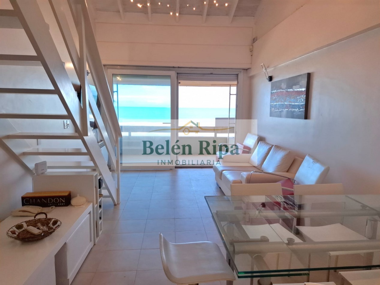 Departamento venta en Pinamar 5 ambientes  frente al mar