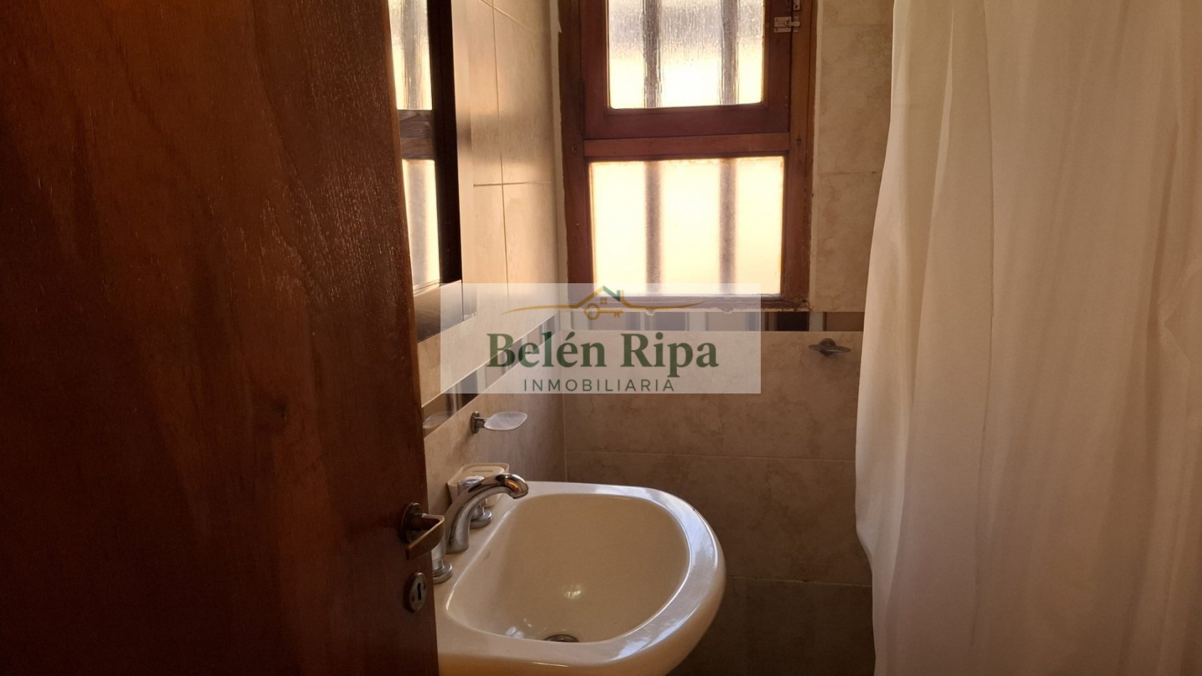 VENTA DEPARTAMENTO DUPLEX 3 AMBIENTES EN PINAMAR CON PATIO 