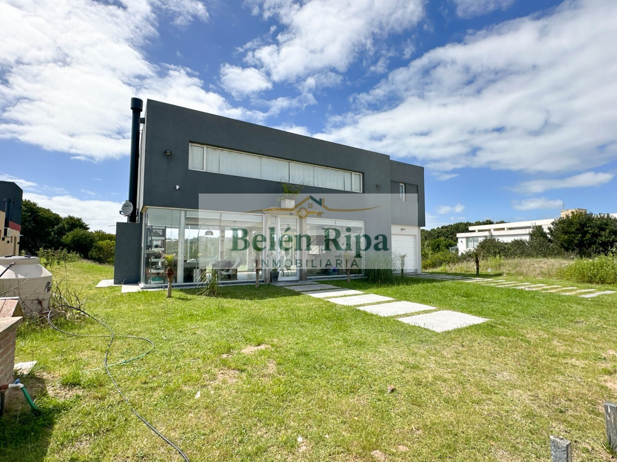 CASA VENTA COSTA ESMERALDA 3 DORMITORIOS RESIDENCIAL I