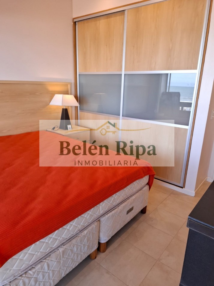 Departamento venta en Pinamar 5 ambientes  frente al mar
